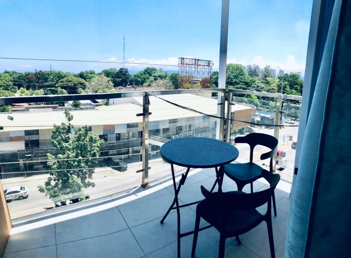 Condo At Primavera City Next To Sm Mall Cagayan de Oro Exterior foto